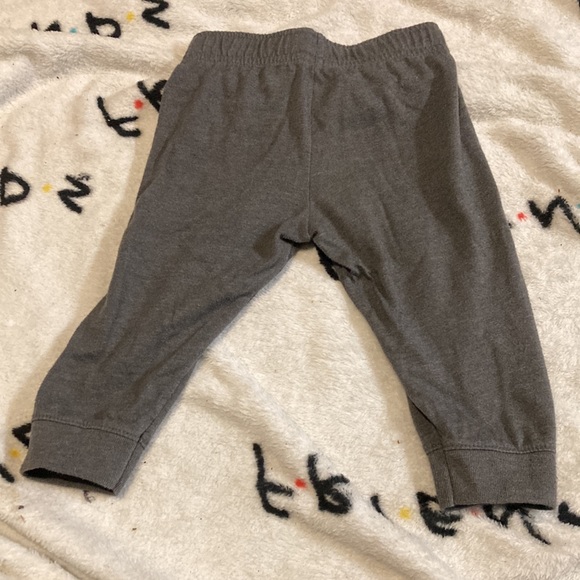 Joggers bundle - Picture 10 of 10